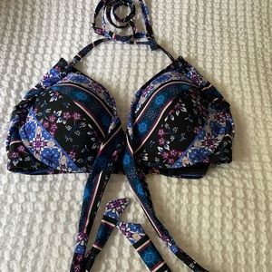 Sun dazed bikini top. 36d great coverage